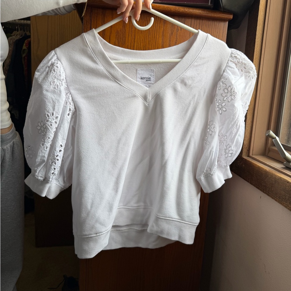 Kensie White Eyelet Puff Sleeve Sweatshirt